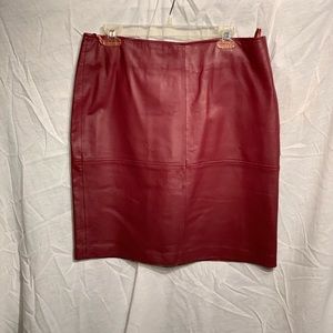 Newport News 100% Leather Skirt 👡